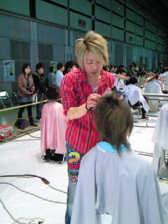 �w�A�T�����T�����I�~���u�X�@�����w�A���[�h�A�J�f�~�[�@�w�A�R���e�X�g�@���